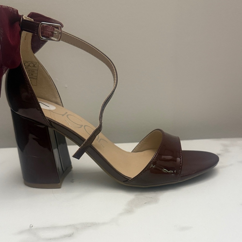 Elegant burgundy Block Heels